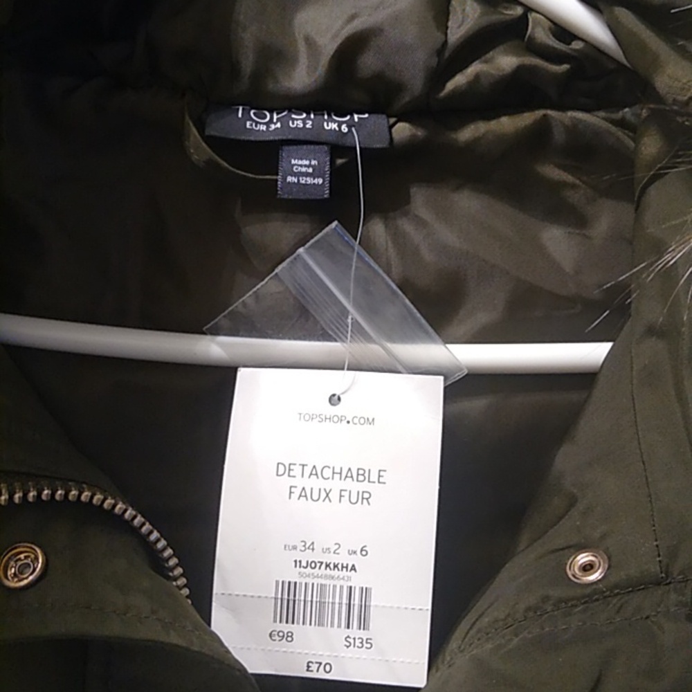 Winter jacket - Picture 2 of 6